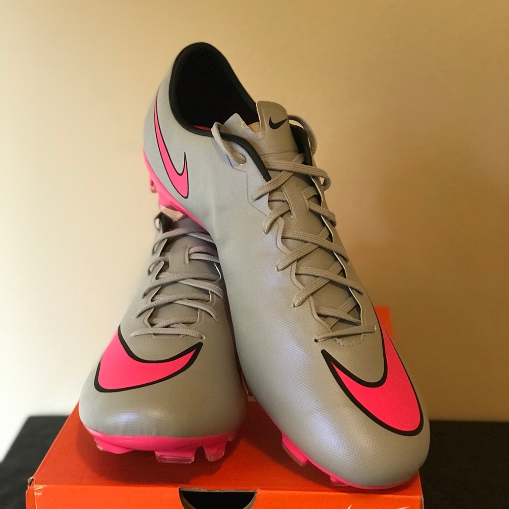 NWOT Men’s Nike Mercurial Veloce II FG Soccer Cleats